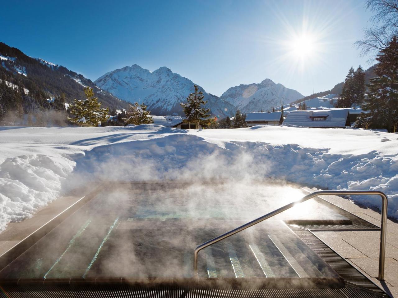 A-Rosa Ifen Hotel Kleinwalsertal Hirschegg  외부 사진 The outdoor area
